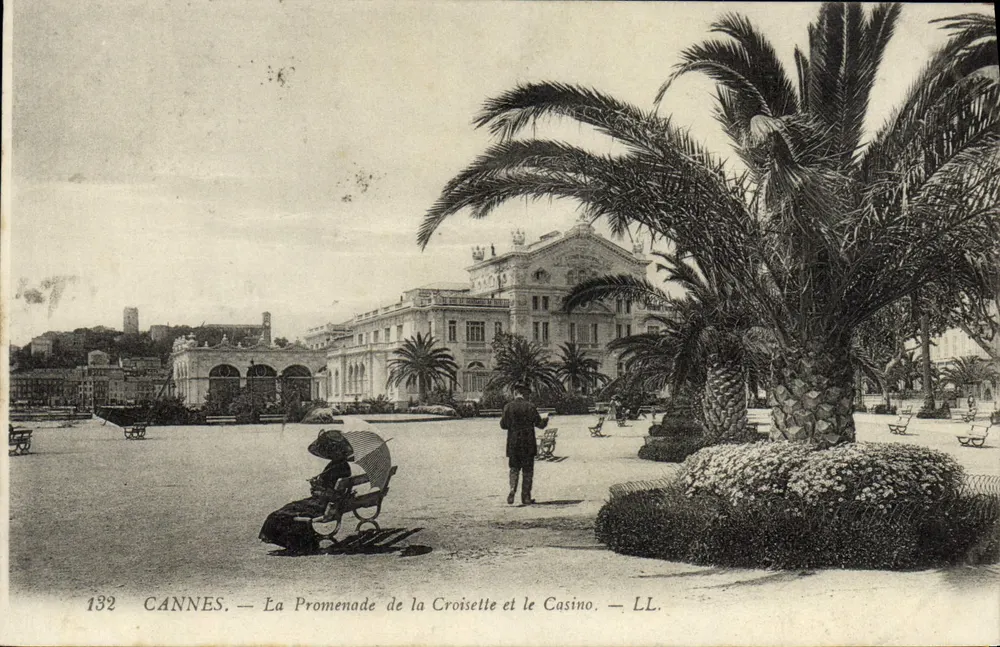 CANNES — Ansicht der Promenade de la Croisette und des Casinos — LL. — Nr. 132 - Vorderseite