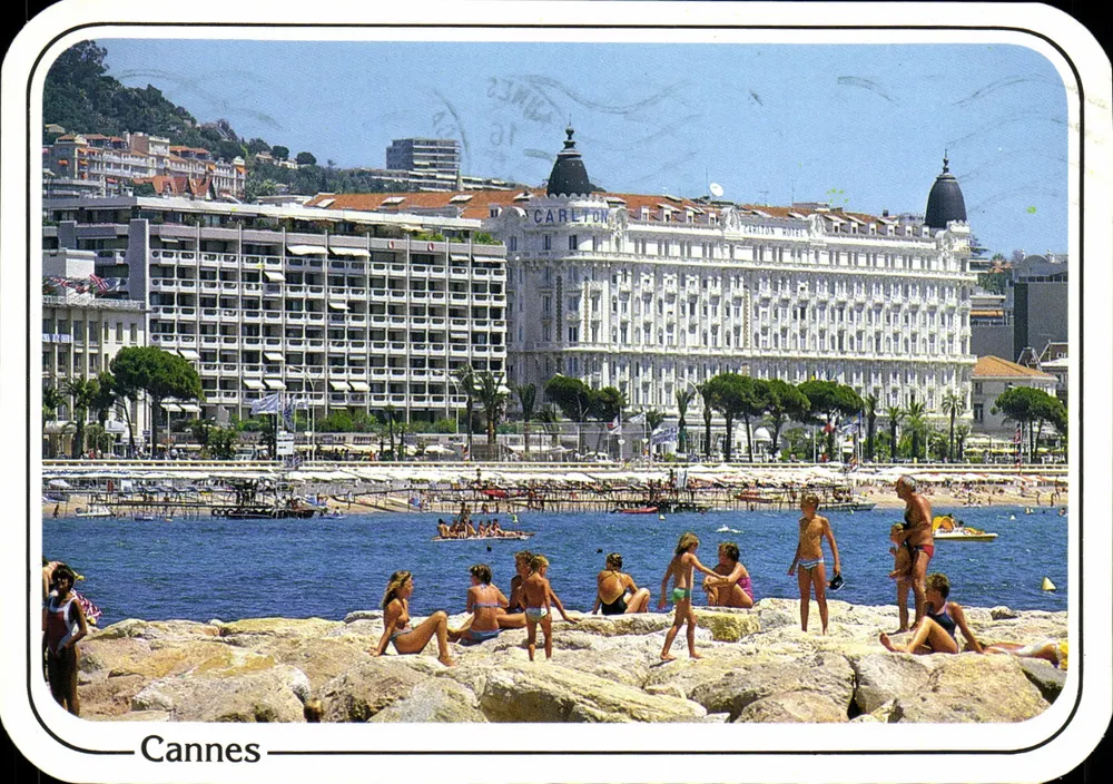 Cannes — A Croisette e o Carlton — Editor G. Chasseigne - Frente