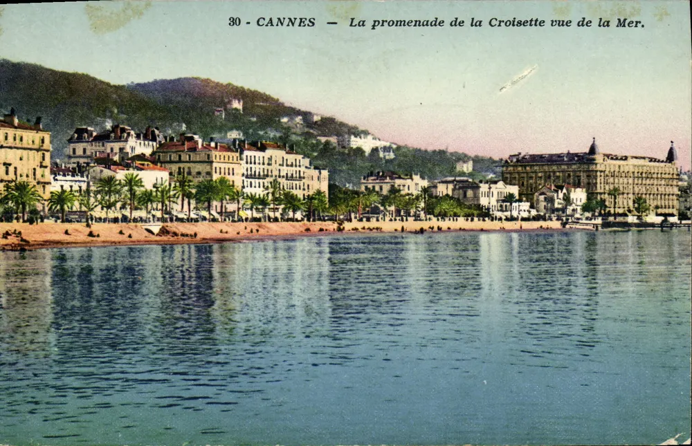 CANNES — Ansicht der Promenade der Croisette vom Meer aus. — Lemaître, Verlag, Nice, Nr. 30 - Vorderseite