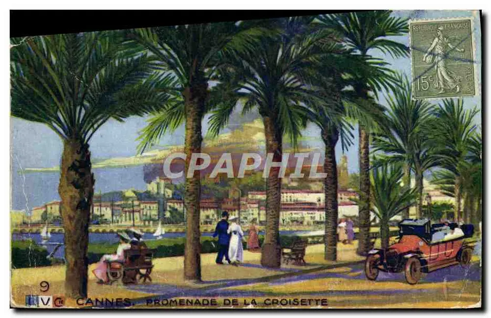 Cannes, Promenade de la Croisette — vue de la promenade bordée de palmiers avec voiture et promeneurs, éditeur LIVOC, n°9 - Frente