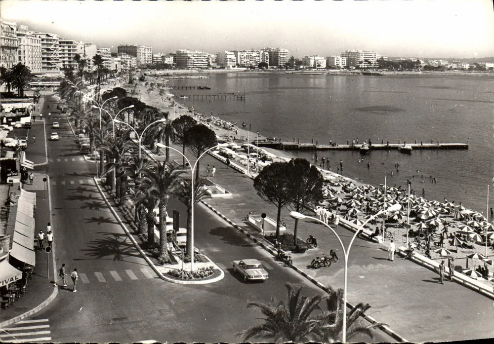 Cannes - Die Croisette und die Strände — Éditions S.E.P.T. 33, M. Gorbella, n° 8-321 - Vorderseite