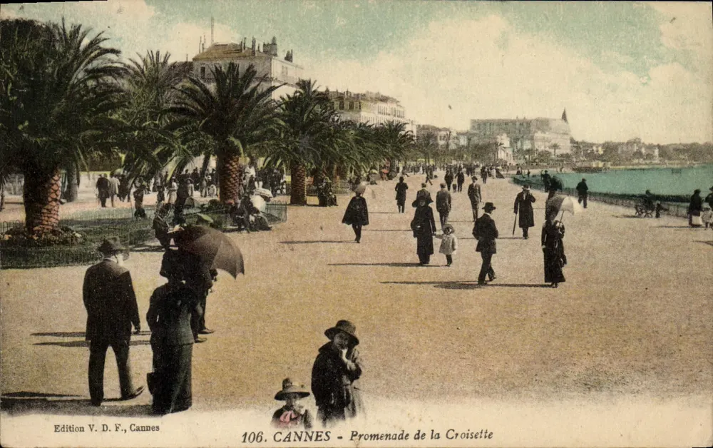 CANNES - Promenade de la Croisette — Edição V. D. F., Cannes, n° 106 - Frente