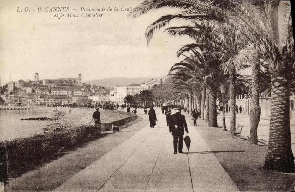 Cannes — Promenade de la Croisette und der Mont Chevalier — L.O. - Vorderseite