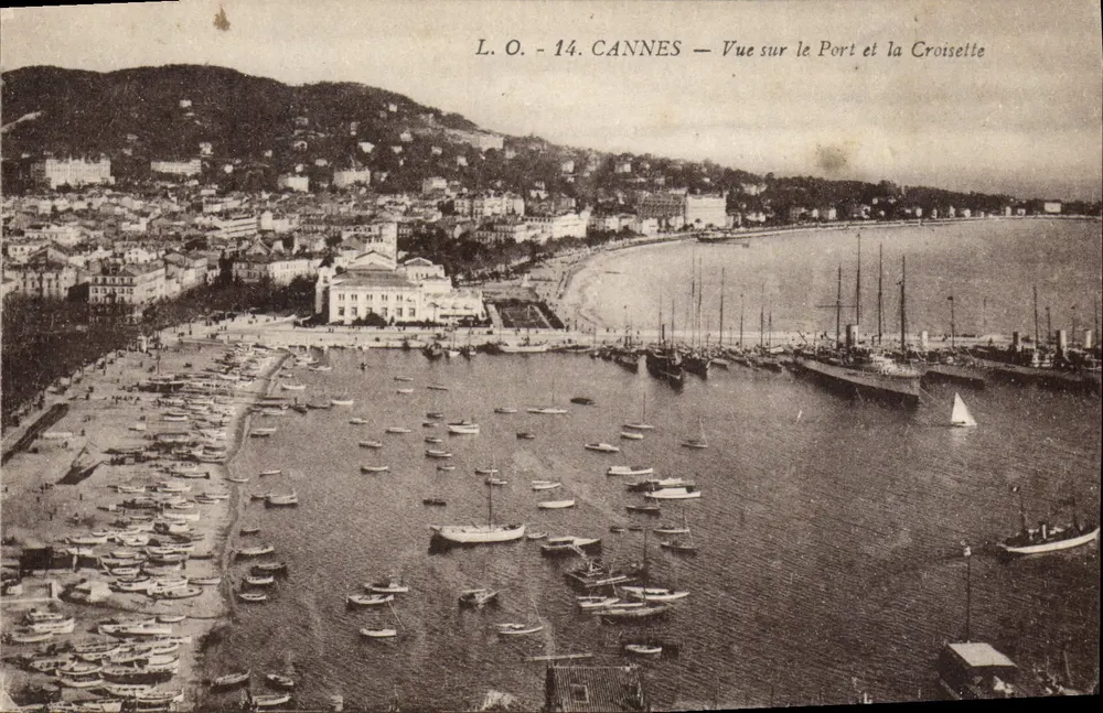 CANNES — Blick auf den Hafen und die Croisette — L.O. - 14 - Vorderseite