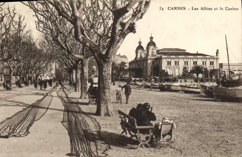 CANNES - Die Promenade und das Casino — Antike Ansichtskarte n°24 - Vorderseite