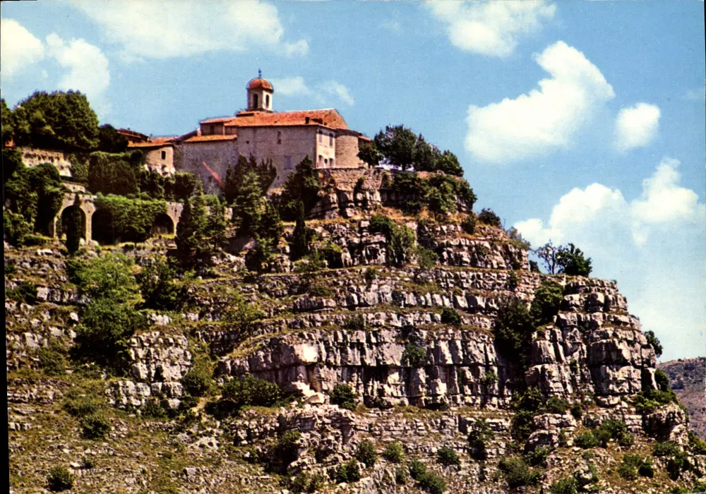 Gourdon — Dorf auf einem Felsen — Les Éditions GILLET, NICE - Vorderseite