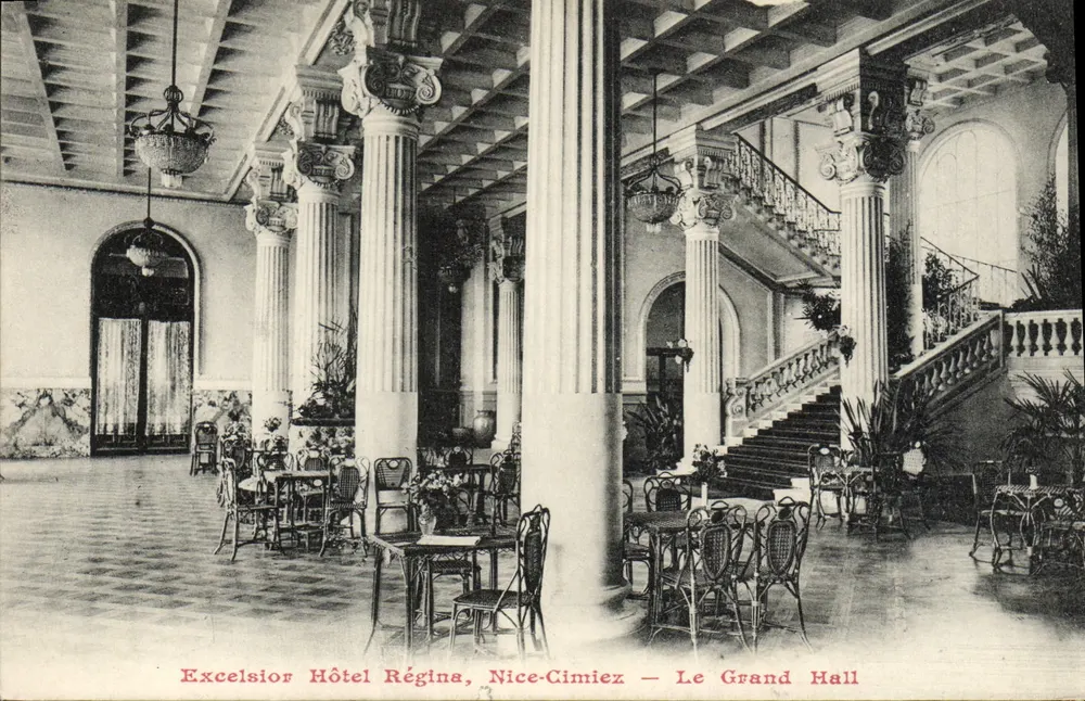 Hotel Régina, Nice-Cimiez — Der Große Saal — Excelsior Hotel Régina - Vorderseite