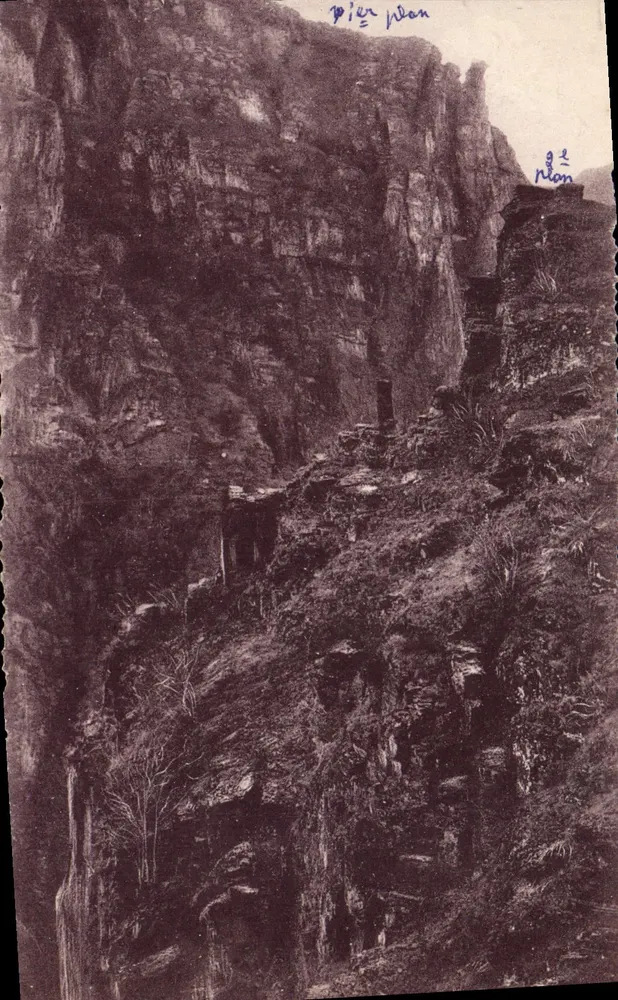 Détail de rochers — Gorges de Daluis — Éditeur : Agence Nationale de Voyages, Paris - Anverso