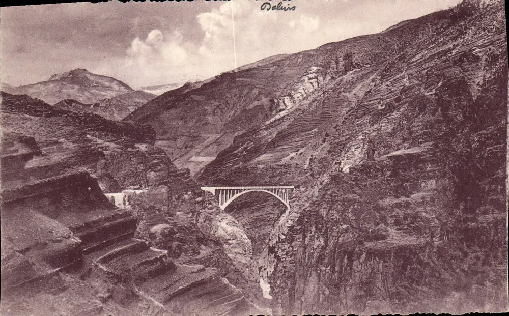 Die Gorges de Daluis — Brücke über den Fluss — Verlag der Nationalen Reiseagentur, Paris - Vorderseite