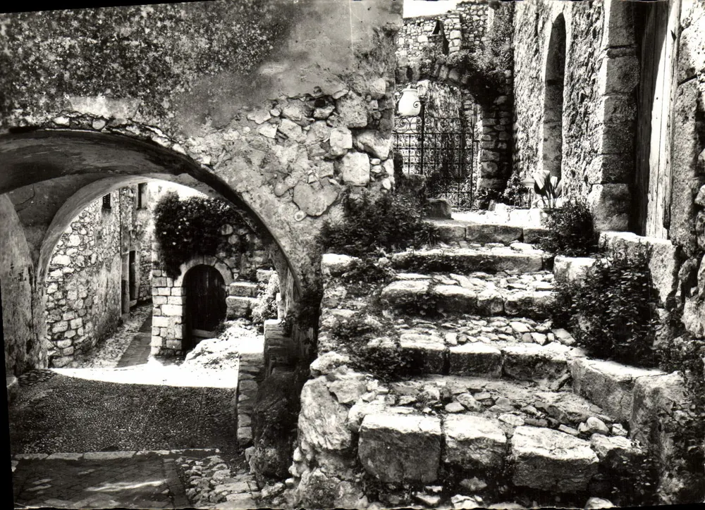 Eze-Village (A.M.) — Ein pittoreskes Eckchen — Éditions GILLET, Nr. 1019 - Vorderseite