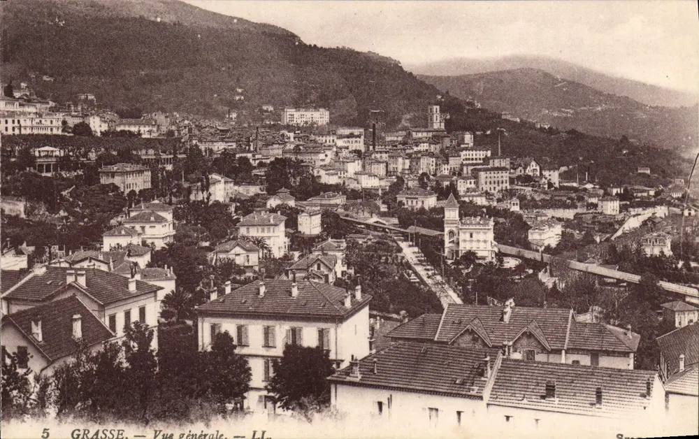 Grasse — Vista geral — LL — Imprimeur S. (Série 5) - Frente