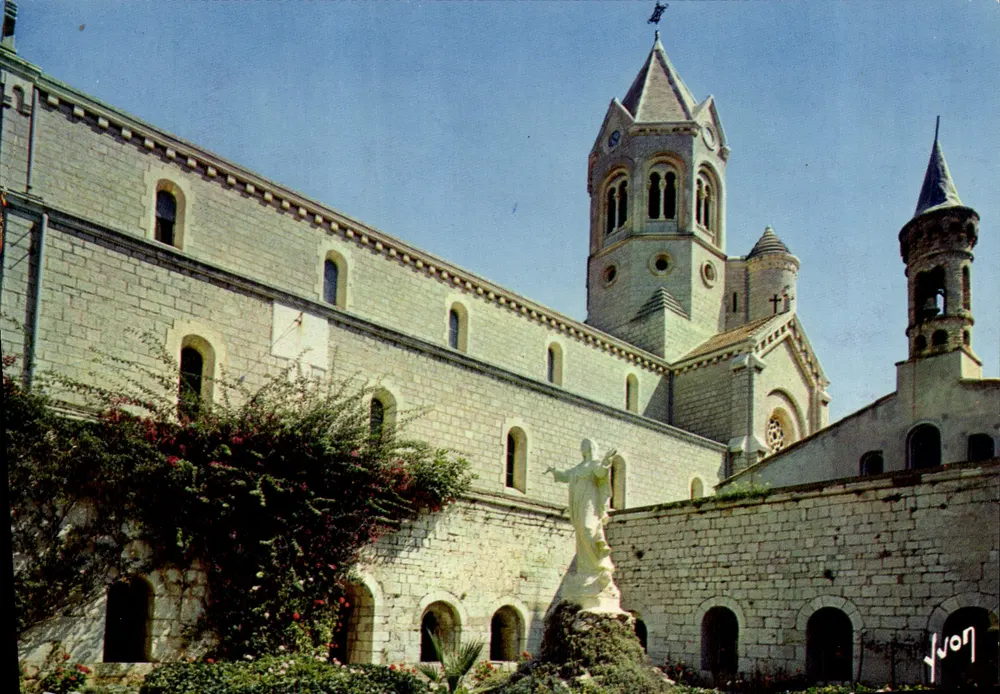 Abadia de Nossa Senhora de Lérins — Ilha de São Honório - Cannes — Edições d'art Yvon - Frente
