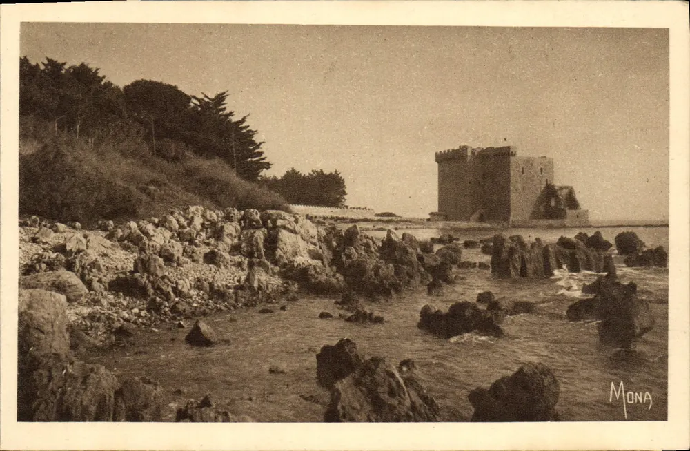Insel Saint-Honorat — Das befestigte Kloster — Art Editions MONA, n° SE. 519 - Vorderseite