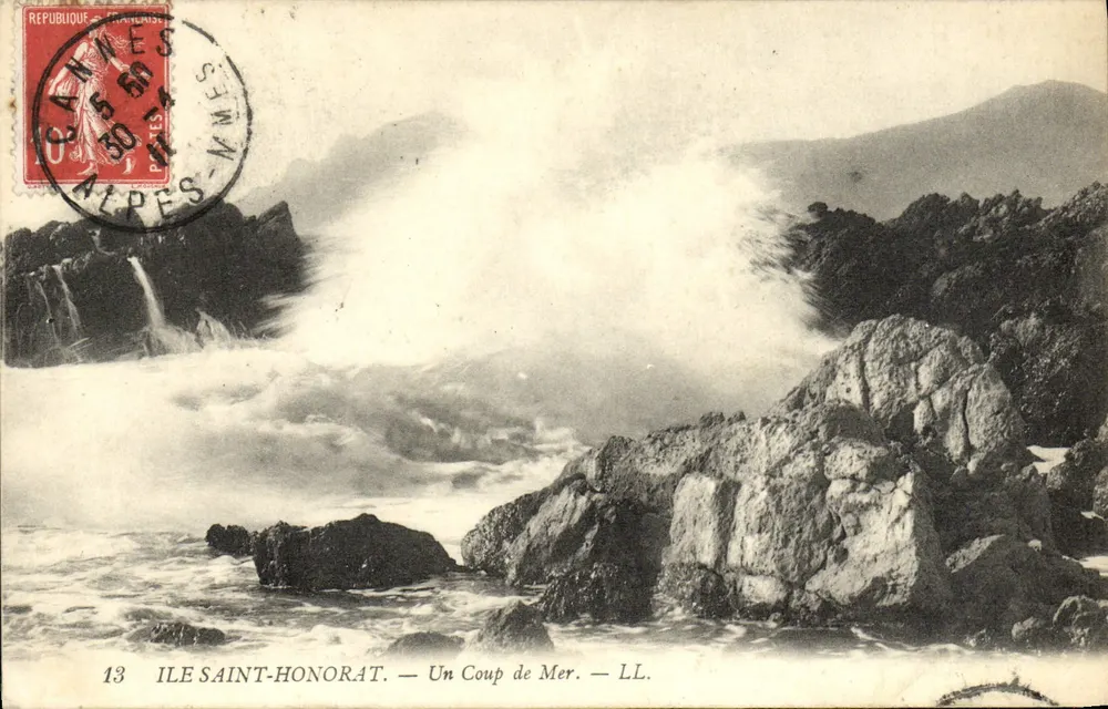 Ilha Saint-Honorat — Um Golpe do Mar — LL. — Editor LL, n°13 - Frente