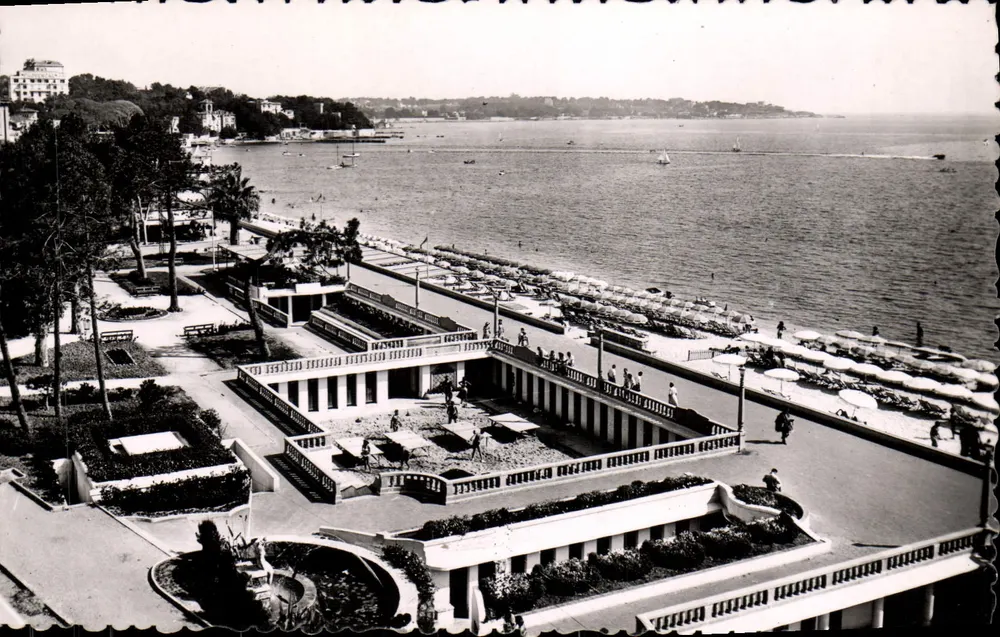 Juan-les-Pins — Vista generale — Edizioni Tzarzewitch, Nice, n° 715 - Recto