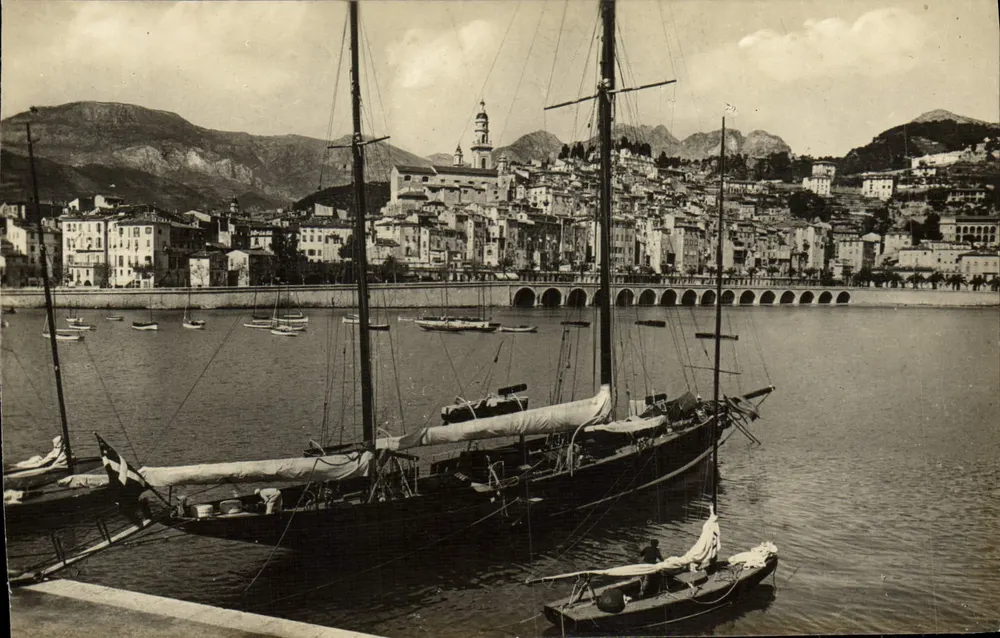 Menton — Der Hafen und die Altstadt — Verlag Lévy et Neurbein Réunis, Paris - Vorderseite