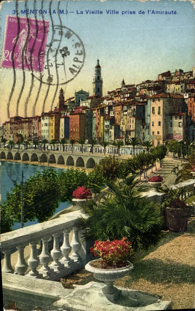 Menton (A.M.) — Die Alte Stadt aus der Richtung der Admiralität. Verlag DUBONNET. - Vorderseite