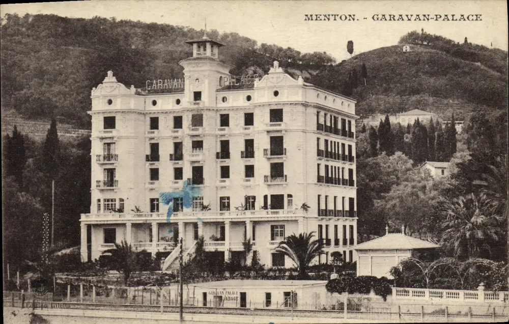 Menton - Garavan-Palace — hotel de luxo — Établissement de Photographie Gilettà, Nice - Frente