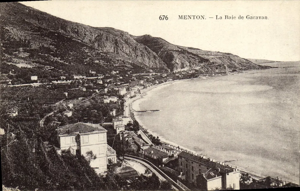Menton — A Baía de Garavan — Éditeur Néret Frères, n° 676 - Frente