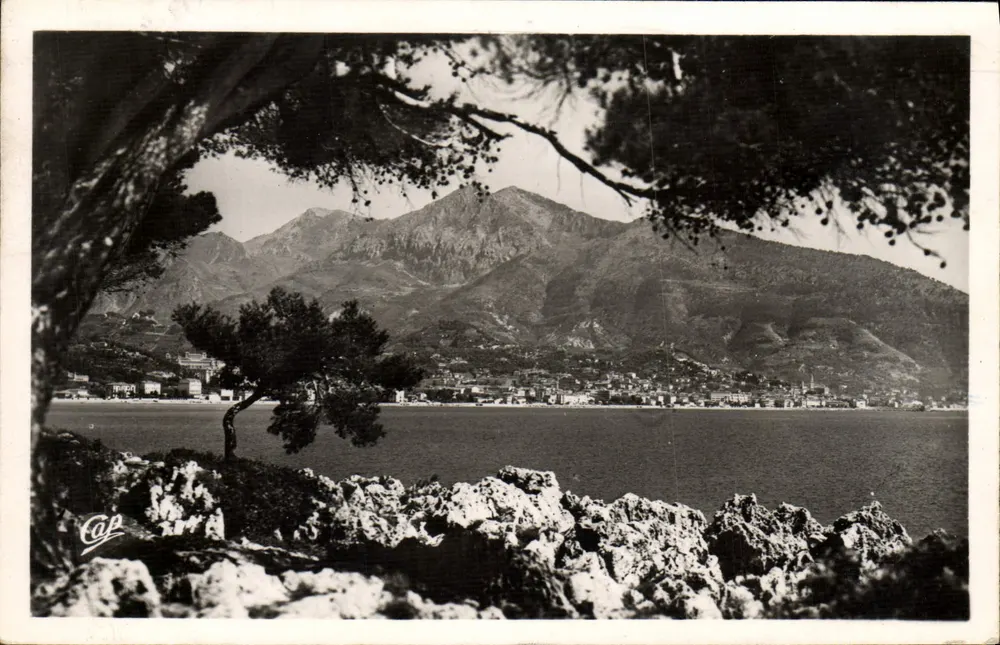 Cap Martin - Panorama sobre Menton — editor C.A.P. n°15 - Frente