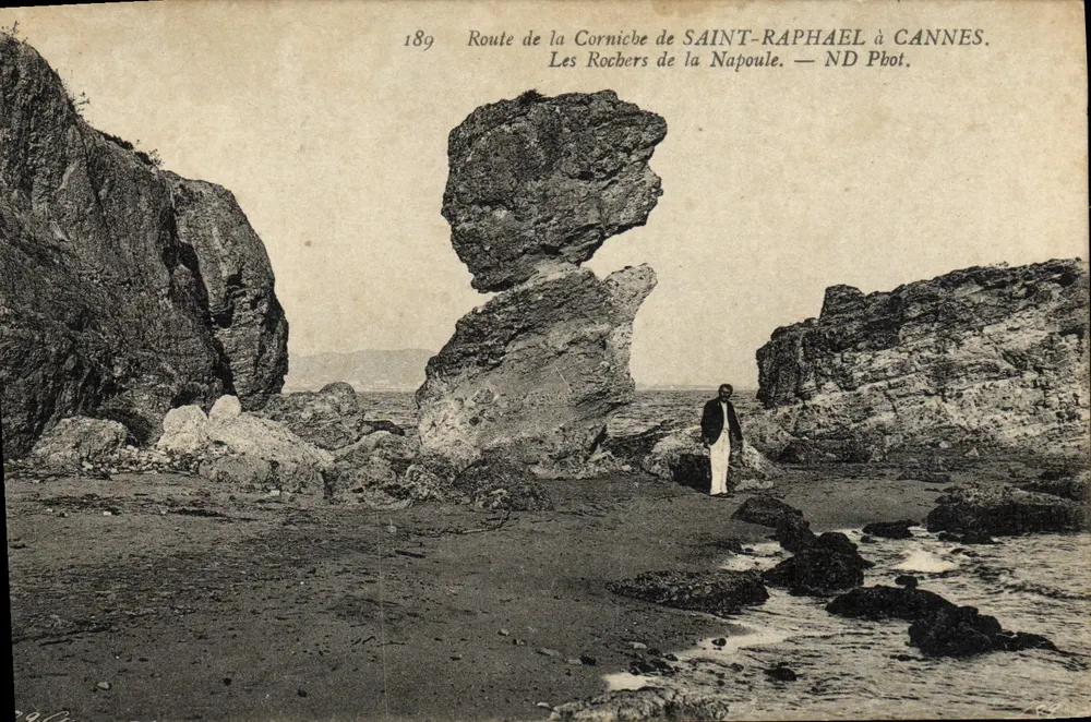Die Rochers de la Napoule — Route de la Corniche von Saint-Raphaël nach Cannes — ND Phot. - Vorderseite