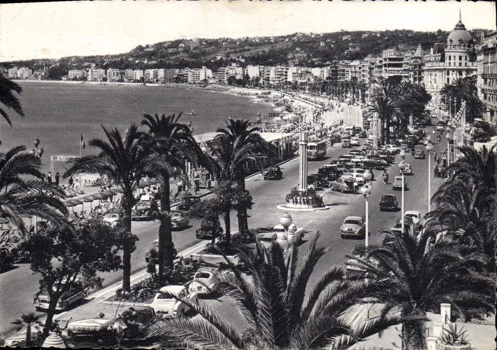 Vista da Promenade des Anglais em Nice — L. Gilletta e Cie, NICE — n° 06 - Frente