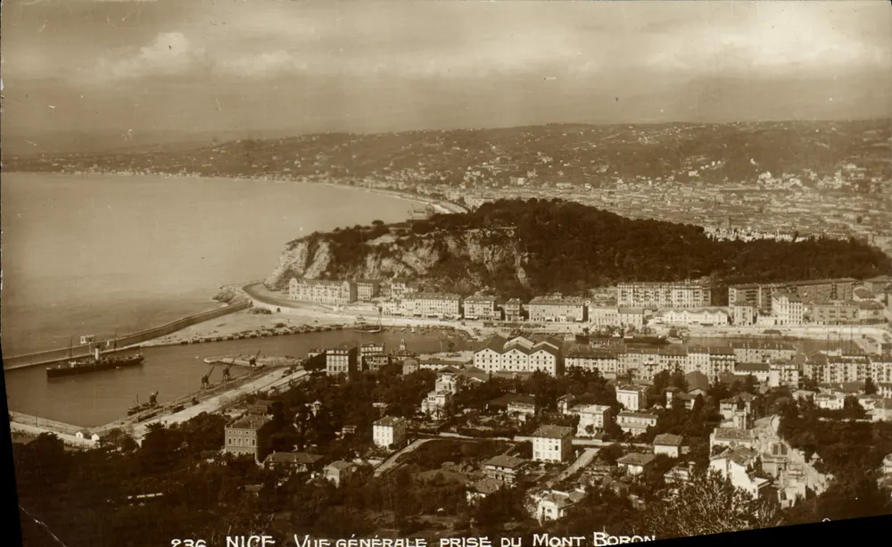 Nice — Vista geral tirada do Monte Boron — Real-Photo A.P. Strasbourg n°236 - Frente