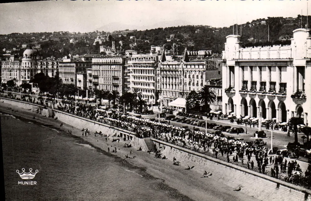 Nice - A Promenade dos Ingleses — vista panorâmica — Edições D'Art Munier, n°11 - Frente