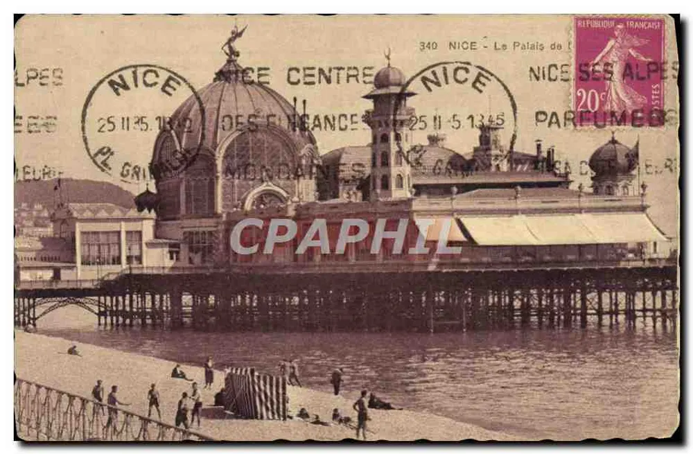 O Palácio dos Estrangeiros em Nice — Centro das Praias — Editor: Nice Centre - Frente