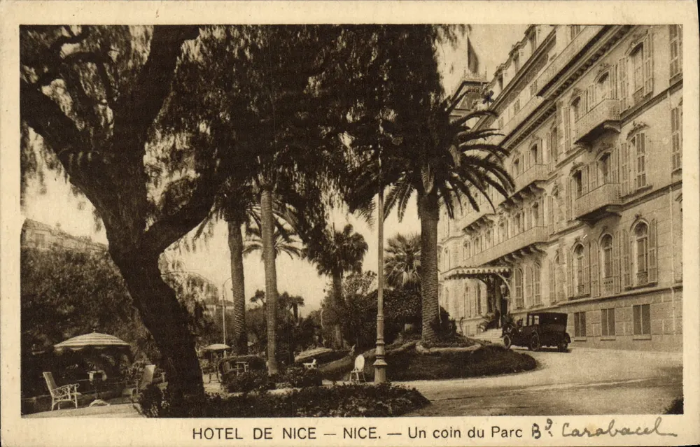 Hôtel de Nice — Nice. — Ein Eckbereich des Parks — B. Carabacel - Vorderseite