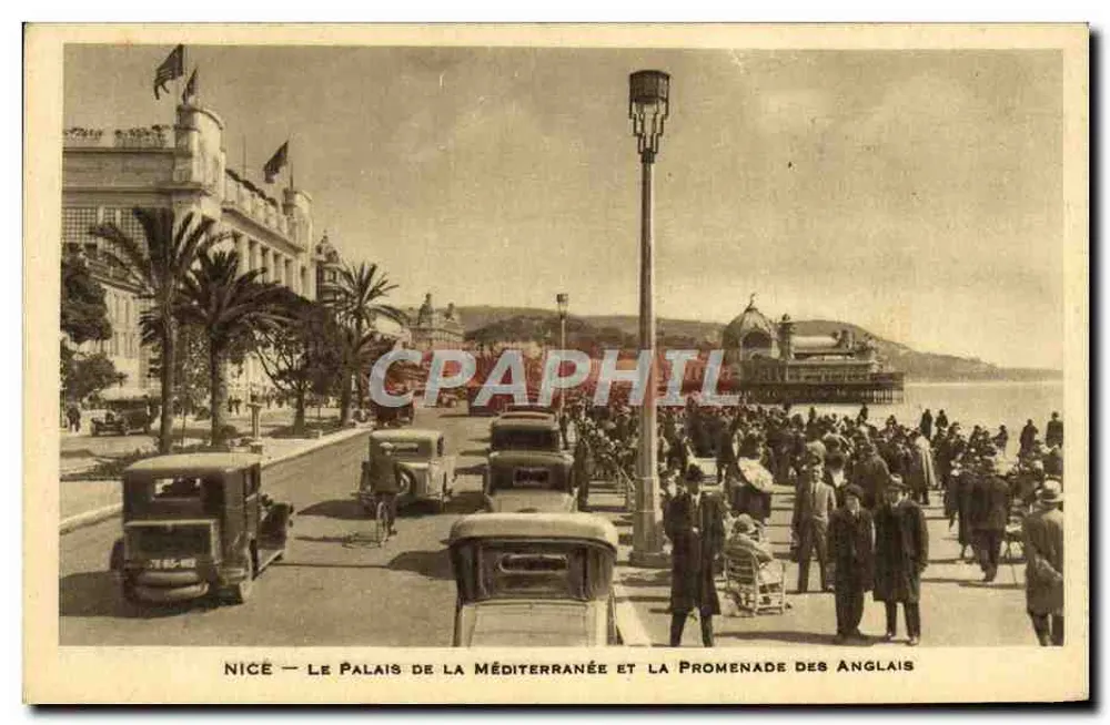 Nice — Das Palais der Mittelmeerküste und die Promenade des Anglais - Vorderseite