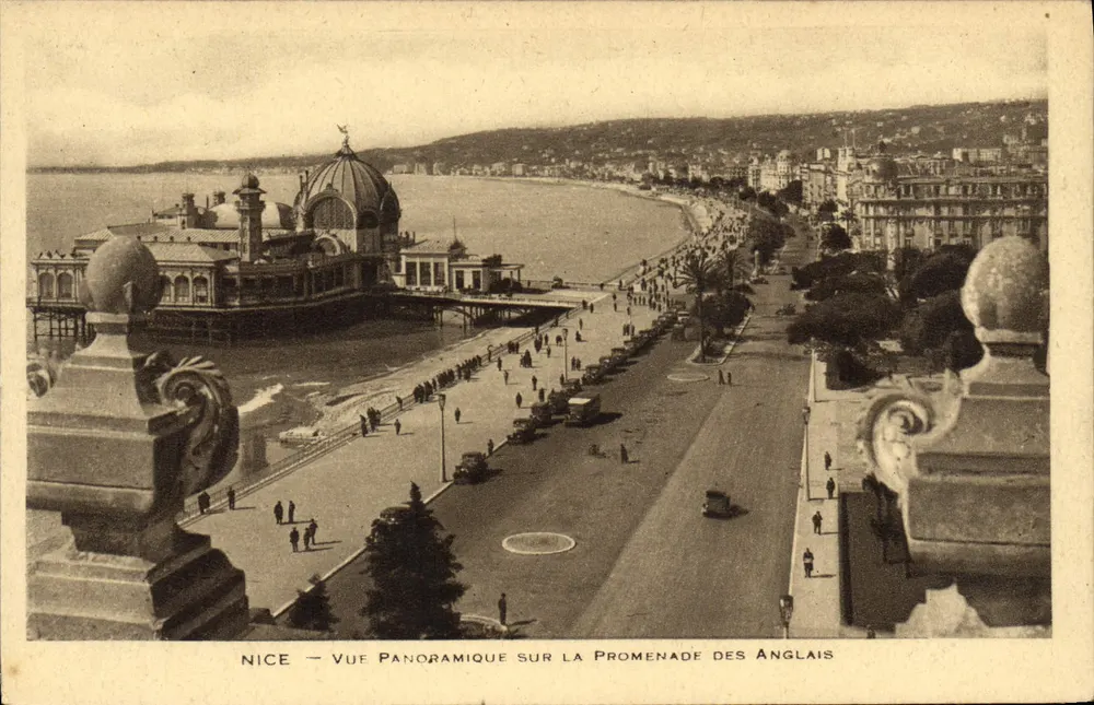 Nice — Panoramablick auf die Promenade des Anglais — unbekannter Verlag - Vorderseite