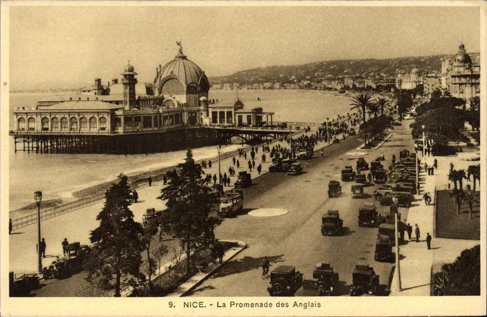 Nice - A Promenade dos Ingleses — vista com o Casino e carros da época — Edição « Au Rhône » — N°9 - Frente
