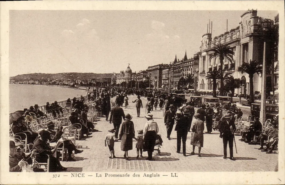 NICE — A Promenade des Anglais — LL — n° 372 - Frente