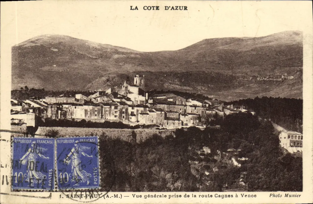 Cagnes-sur-Mer — Vue générale prise de la route Cagnes à Vence — Photo Munier - Recto