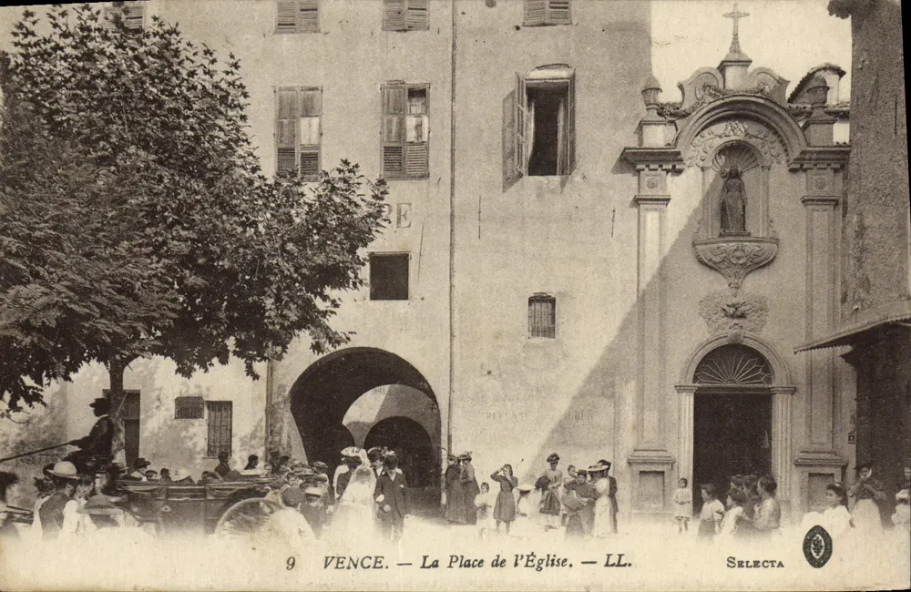 Vence — A Praça da Igreja — LL. — Selecta - Frente
