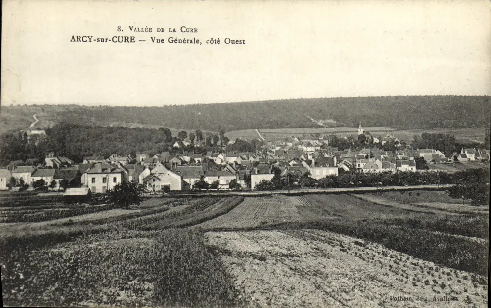 Arcy-sur-Cure — Vista Generale, lato Ovest — Pothein, Juli, Ayaillons - Recto