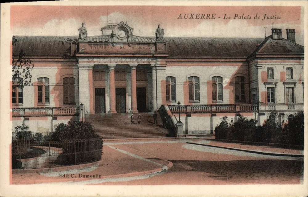Auxerre — O Palácio de Justiça — Editor C. Dumoulin - Frente