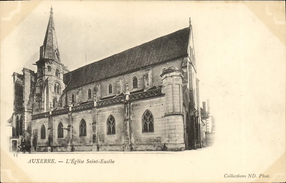 Auxerre — A Igreja de São Eusébio — Coleções ND. Fot. - Frente