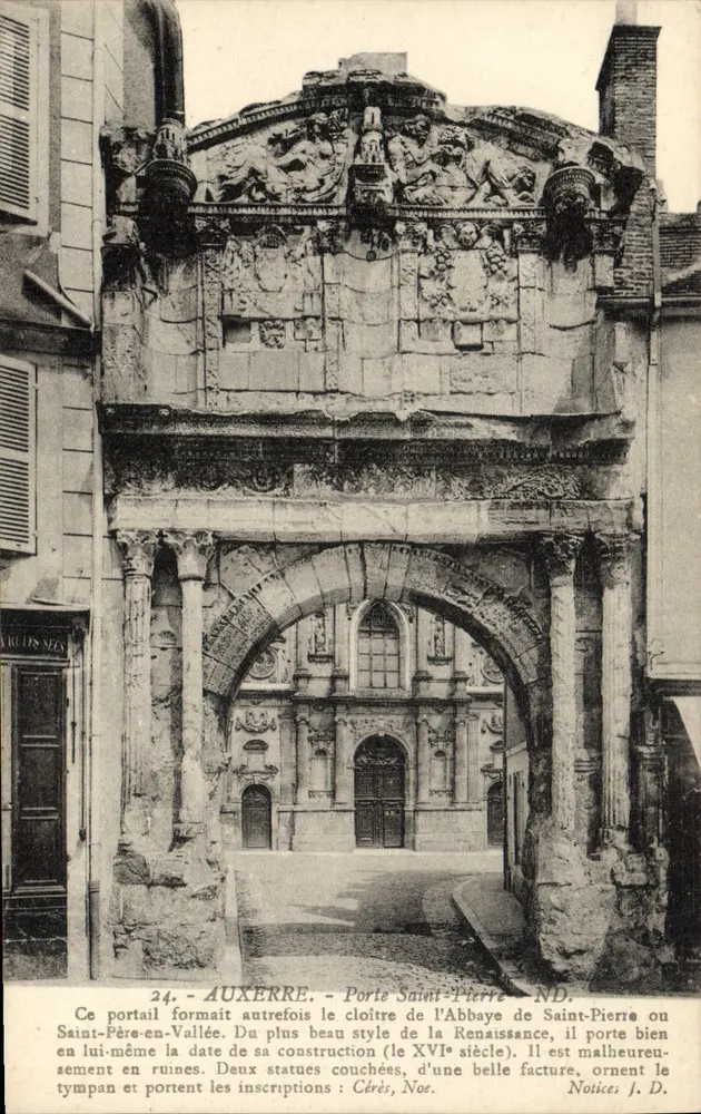 Auxerre - Porta Santo Pedro - ND - Frente