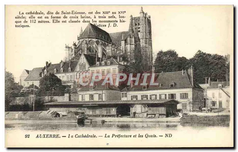 Auxerre — Die Kathedrale, das Präfekturgebäude und die Ufer — ND - Vorderseite