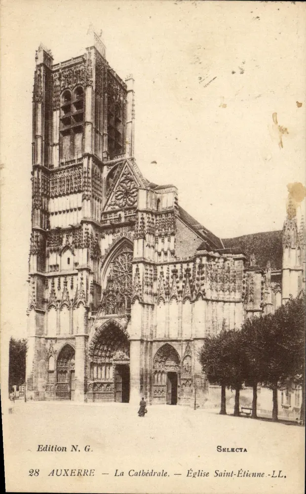Auxerre — Die Kathedrale — Kirche Saint-Étienne — Ausgabe N.G. — Nr. 28 - Vorderseite