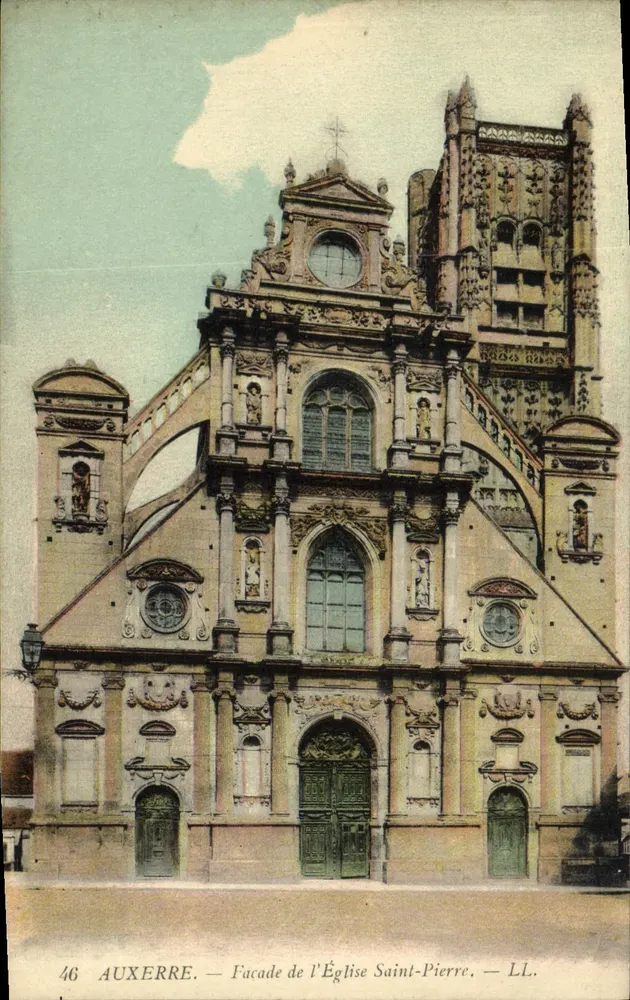 Auxerre — Fachada da Igreja de São Pedro — LL. n°46 - Frente