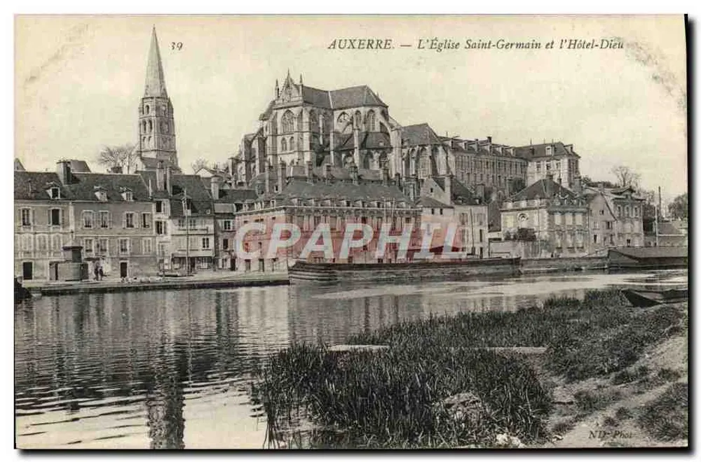 Auxerre — Die Kirche Saint-Germain und das Hôtel-Dieu — NID-Phot - Vorderseite