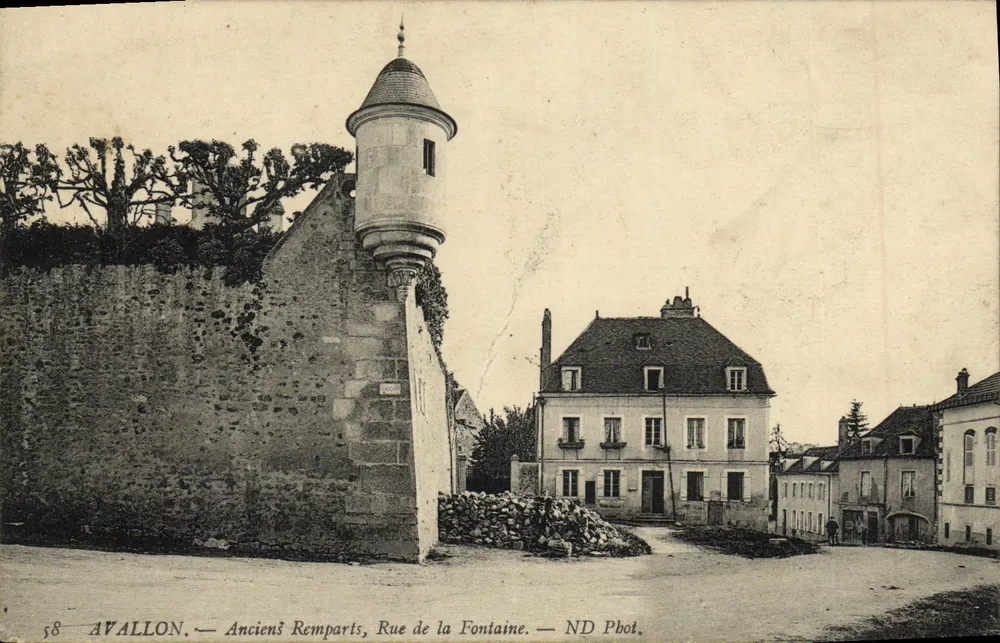 Avallon — Alte Mauern, Straße der Fontaine — ND Pbot. - Vorderseite