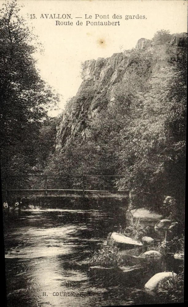 Avallon — Die Brücke der Wächter. Route de Pontaubert — H. Couron - Vorderseite