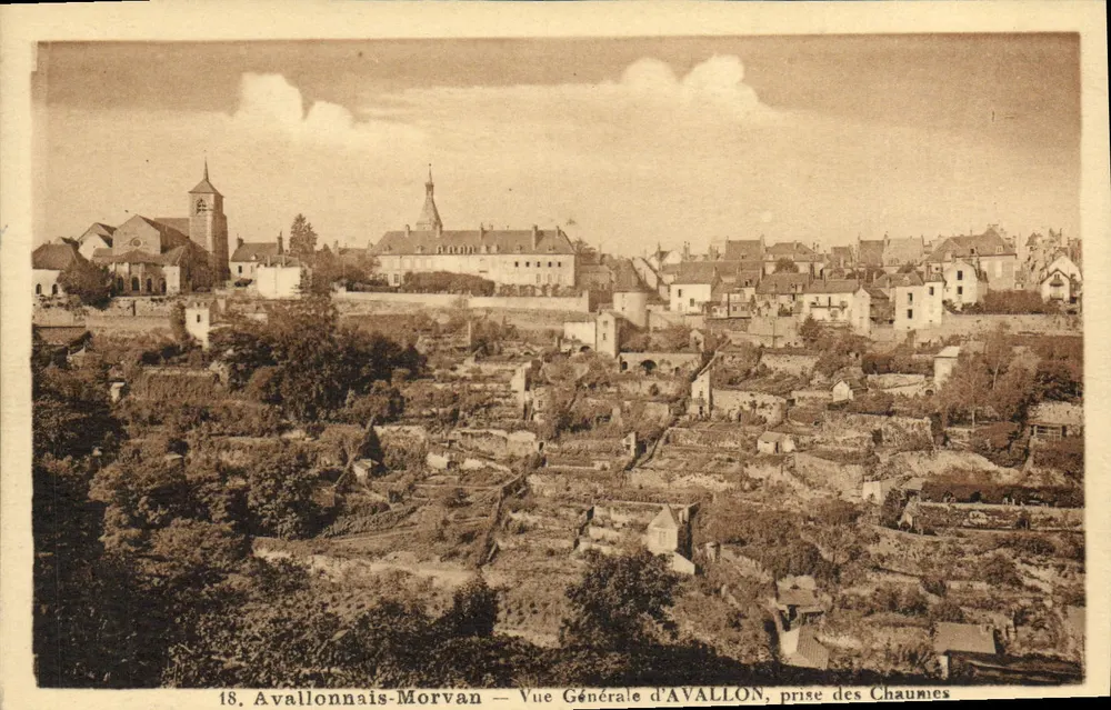 Avallon — Allgemeiner Blick auf AVALLON, aus den Chaumies — Avallonnais-Morvan, Nr. 18 - Vorderseite