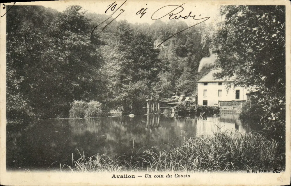 Avallon — Um canto do Cousin — B. F., PARIS - Frente