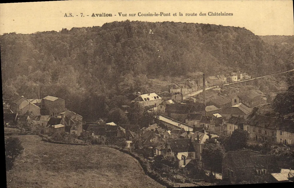 Avallon - Aussicht auf Cousin-le-Pont und die Route der Châtelaines — A.S. 7 — Verlag: T. Salluyon, Impr. - Vorderseite