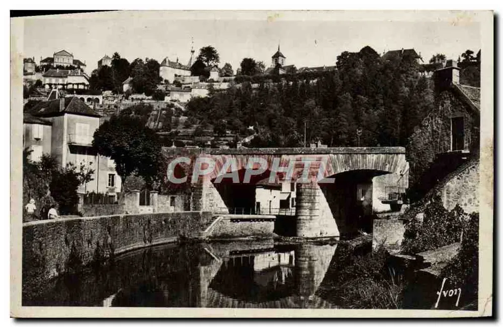 Ponte sobre o canal em Avallon — Yonne — Edições de Arte 'W.W.' Paris - Frente